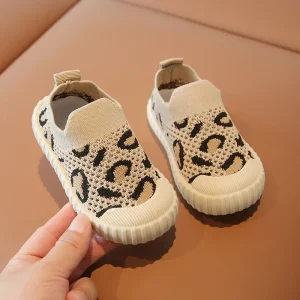 Super Soft Bottom Knitted Upper Baby Boys Shoes Low Top Leopard Shoes Baby Girls 1 year Non-slip Fresh Toddler Sneakers F08191